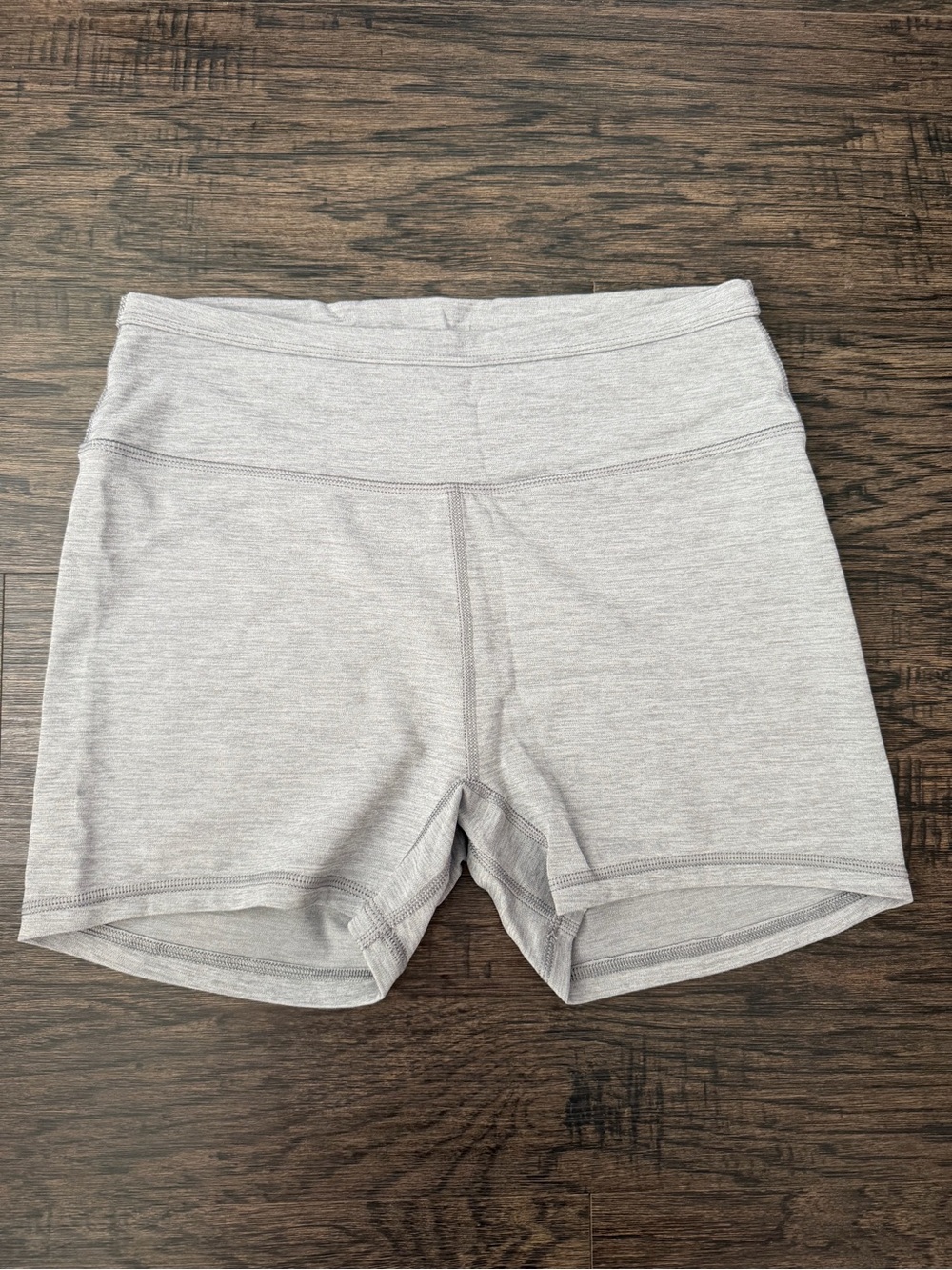 RARE! Stori by Katy Hearn Heathered Gray shorts in size Medium